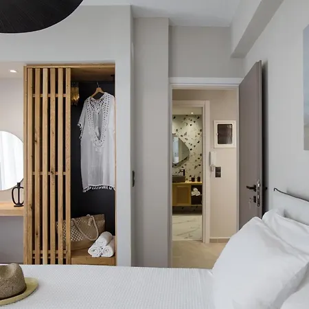 Moncasa Al Centro * Lixouri