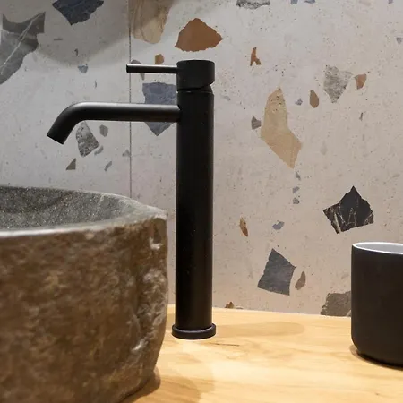 Moncasa Al Centro Lixouri