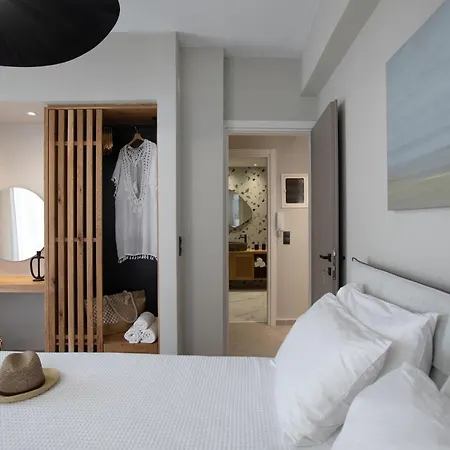 Moncasa Al Centro * Lixouri